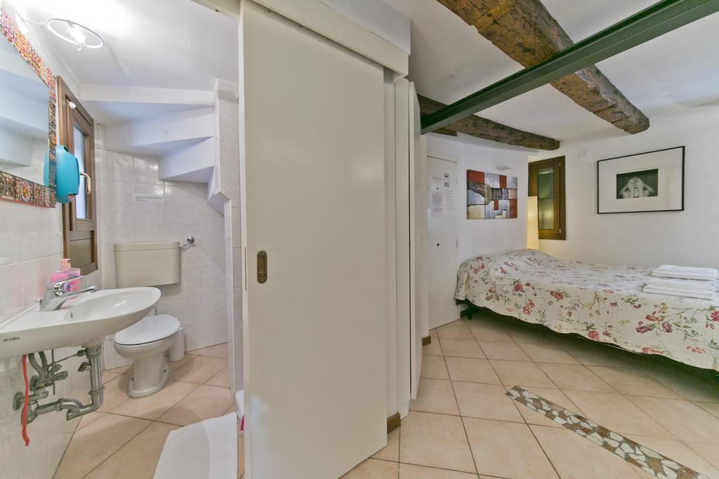 In The Heart Of Biennale Ac Wi-Fi Apartman Velence Kültér fotó