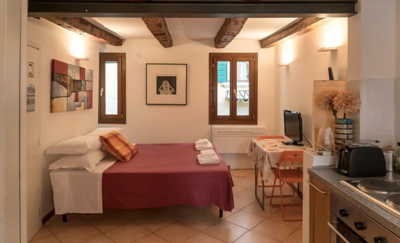 In The Heart Of Biennale Ac Wi-Fi Apartman Velence Kültér fotó